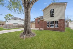 11703 N Perry Ave - Photo 1 of 1