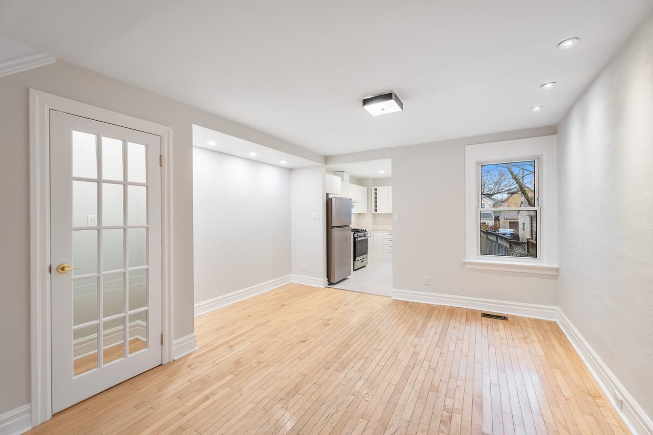 1132 A Dovercourt Road - Photo 7 of 31