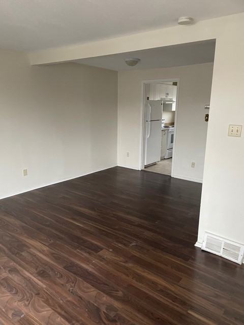 1426 Bethamy Lane - Photo 2 of 9