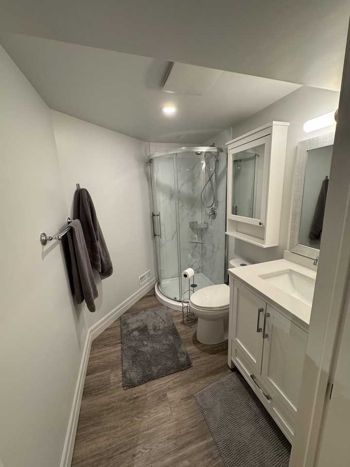 612 College Avenue West - Photo 5 of 7