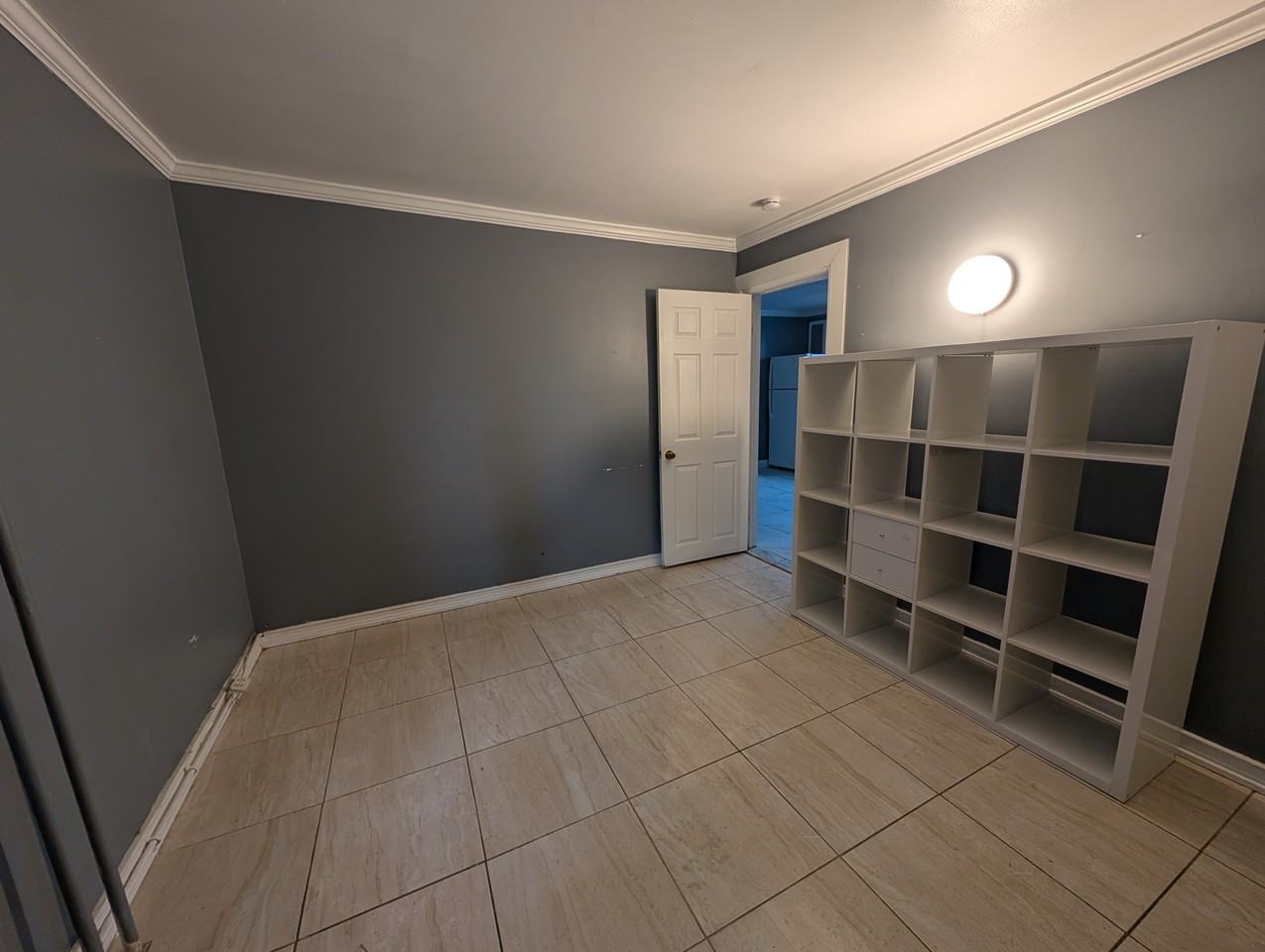 294 Tolland Street - Photo 4 of 9