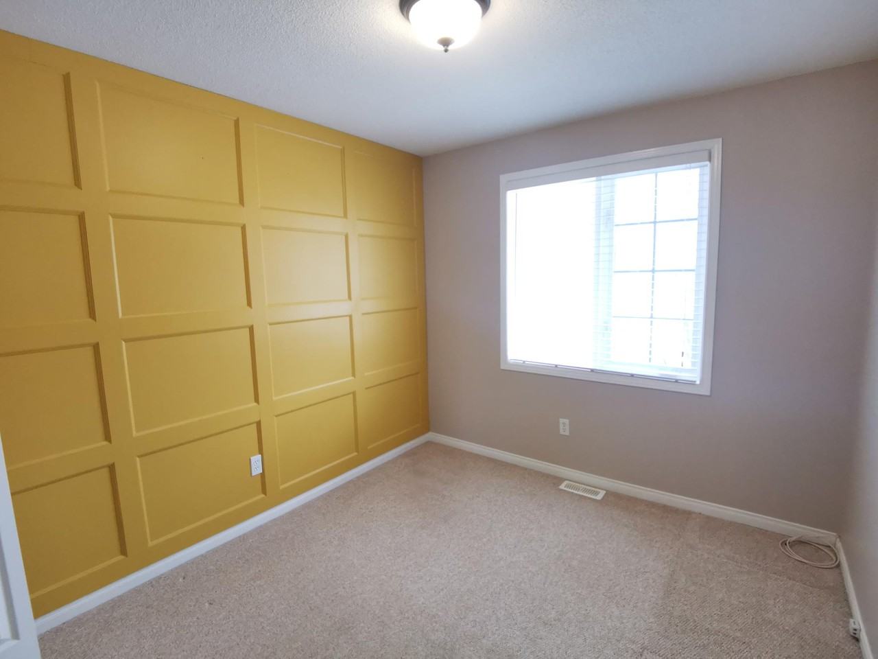 460 Fieldstone Dr - Photo 6 of 42