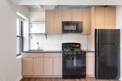 5718 N Winthrop Avenue - Photo 1 of 1