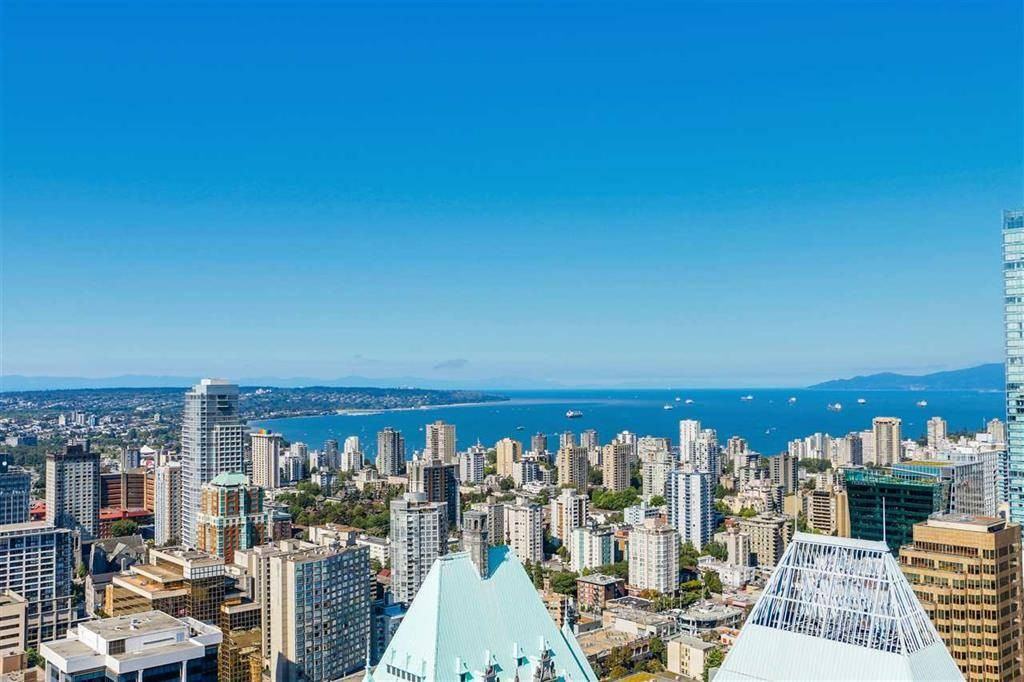 667 Howe Street - Photo 3 of 22