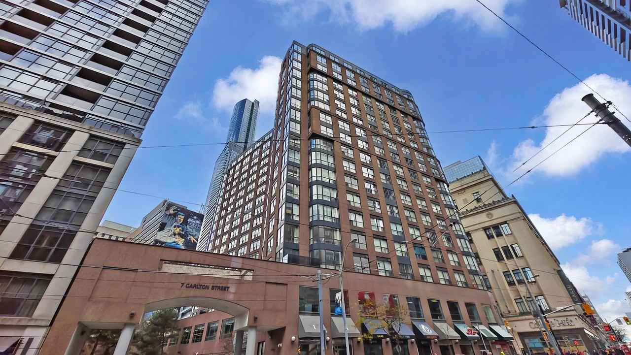 7 Carlton St - Photo 7 of 50