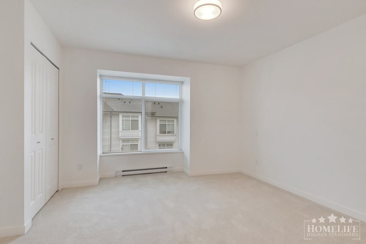 2838 Livingstone Ave - Photo 6 of 17