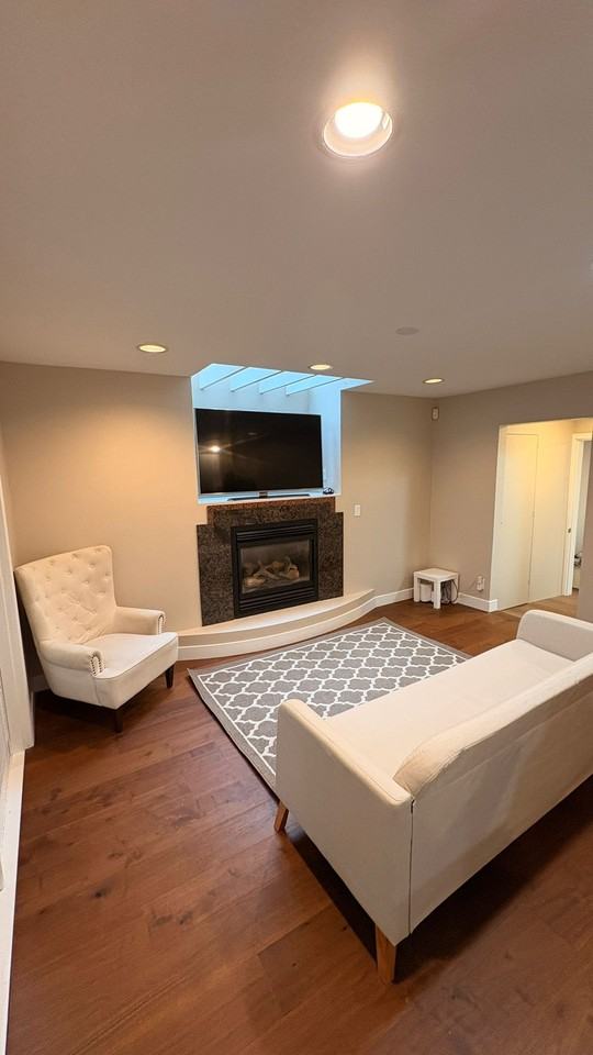 945 Marine Drive - Photo 7 of 9