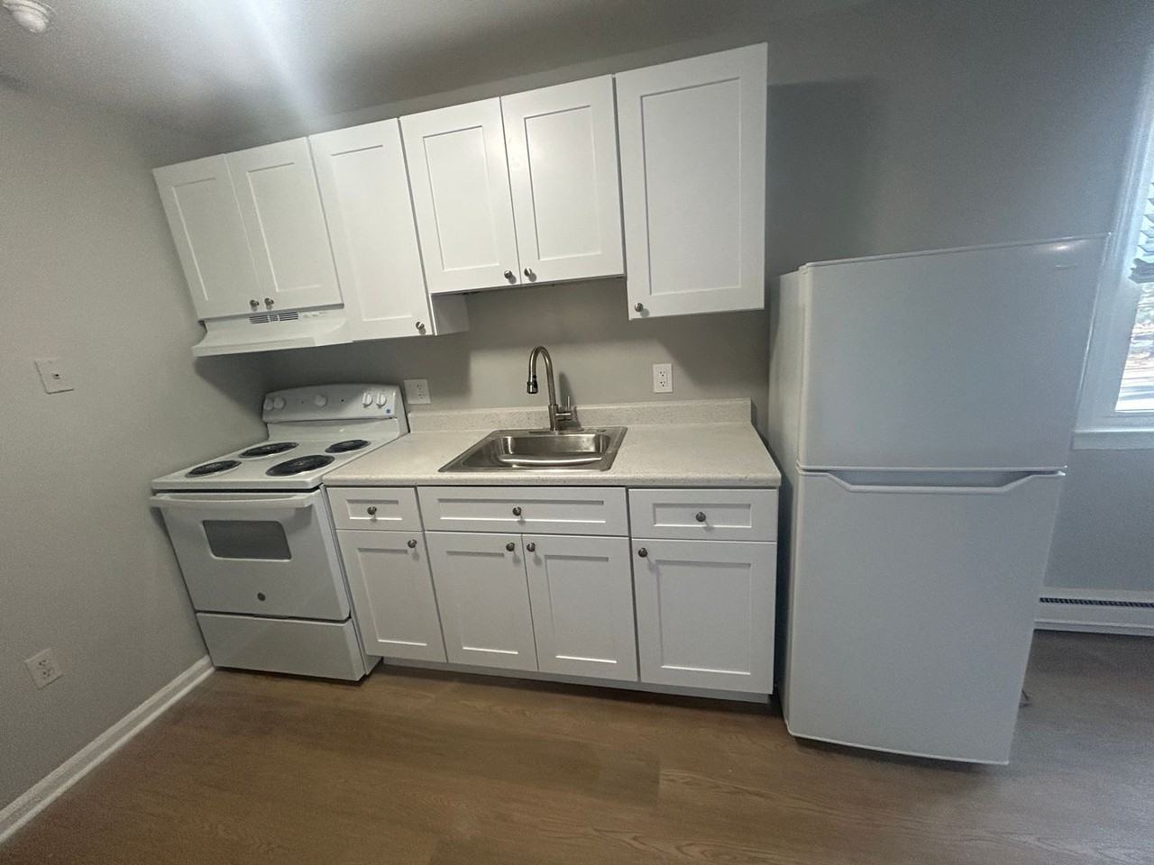 Washington Hill - Photo 5 of 20