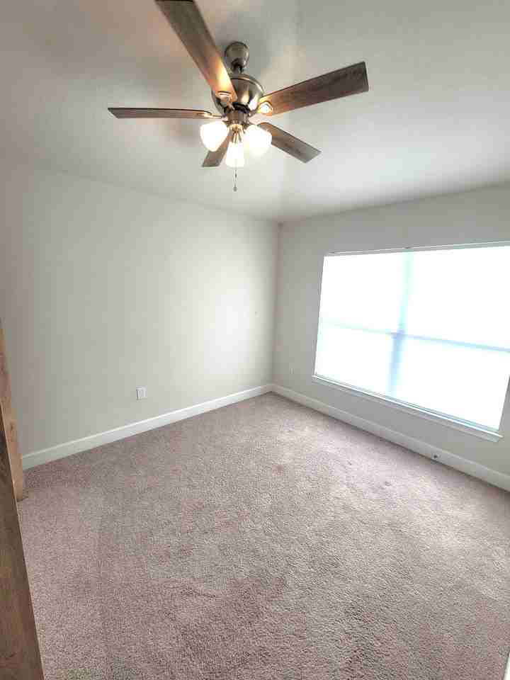 5068 Tennessee Lake Dr #1 - Photo 2 of 46