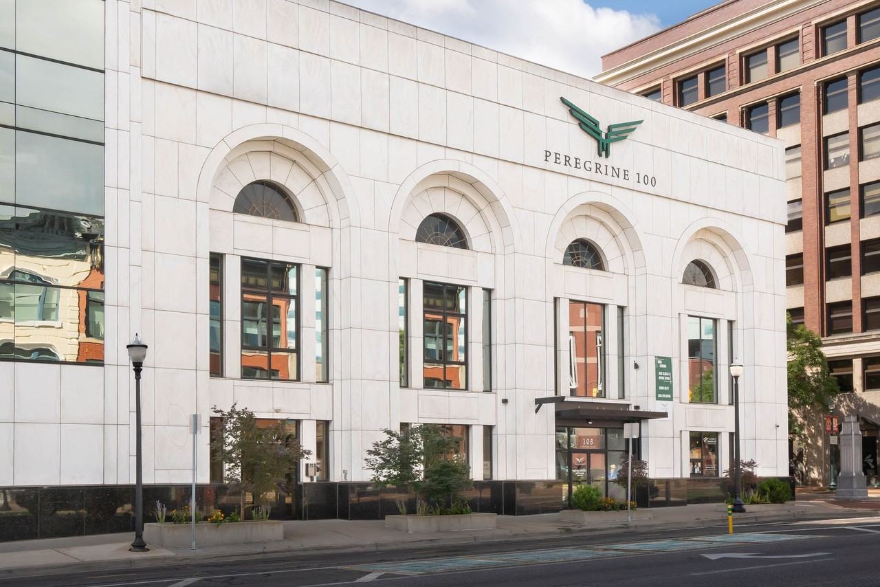 Peregrine 100 - Photo 2 of 9