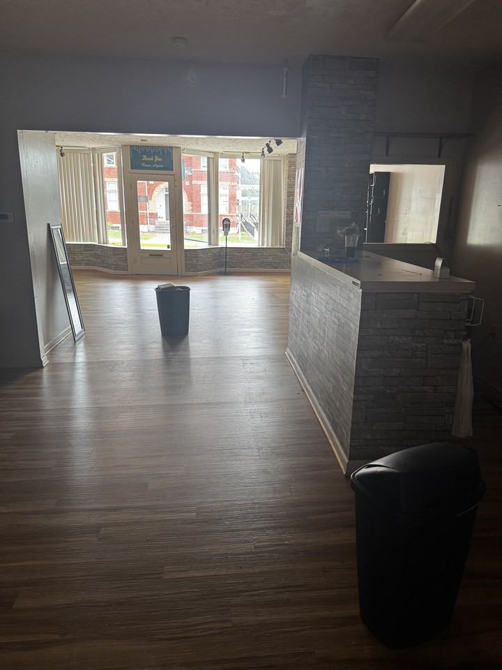 421 S Raleigh St #1 - Photo 4 of 11