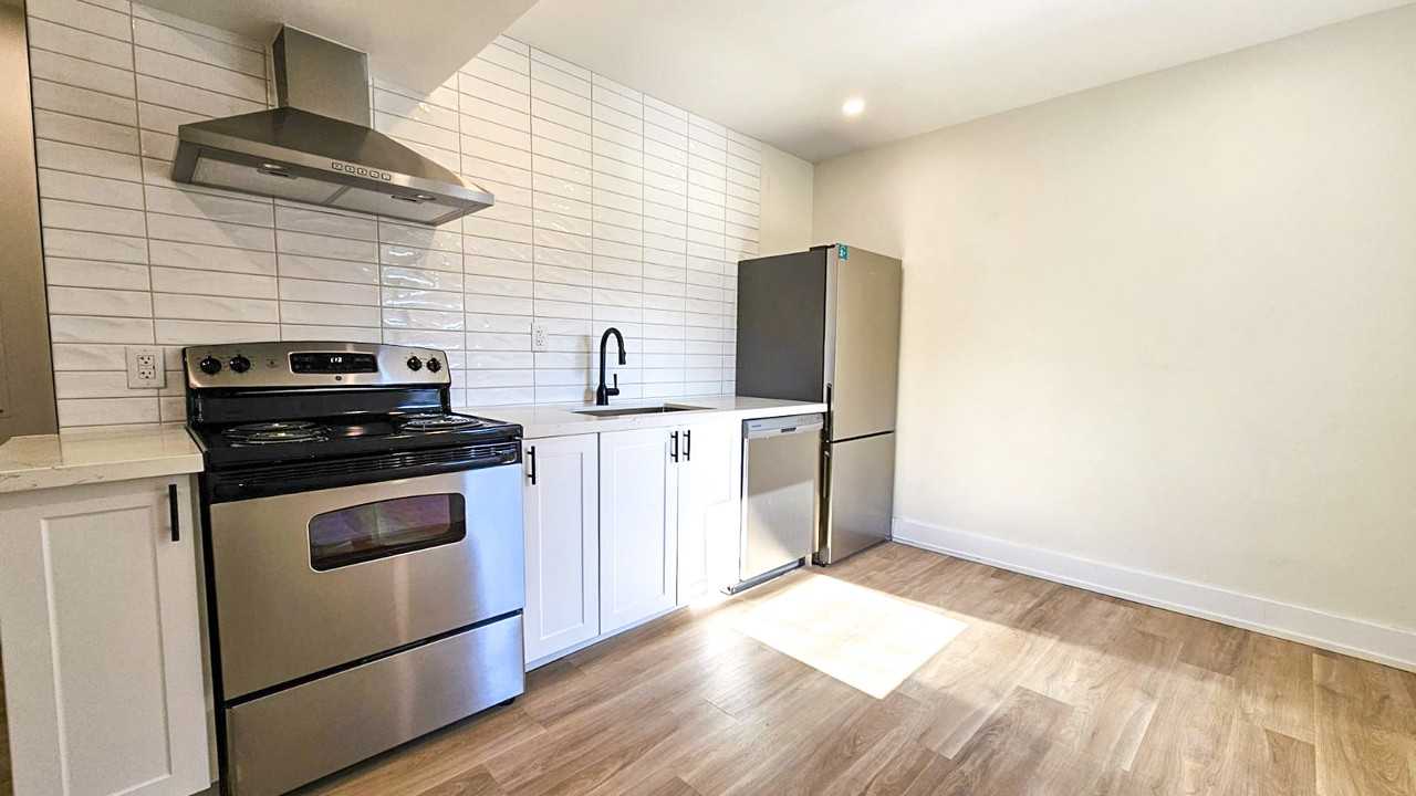 30 Yarrow Road #1 - Photo 3 of 4