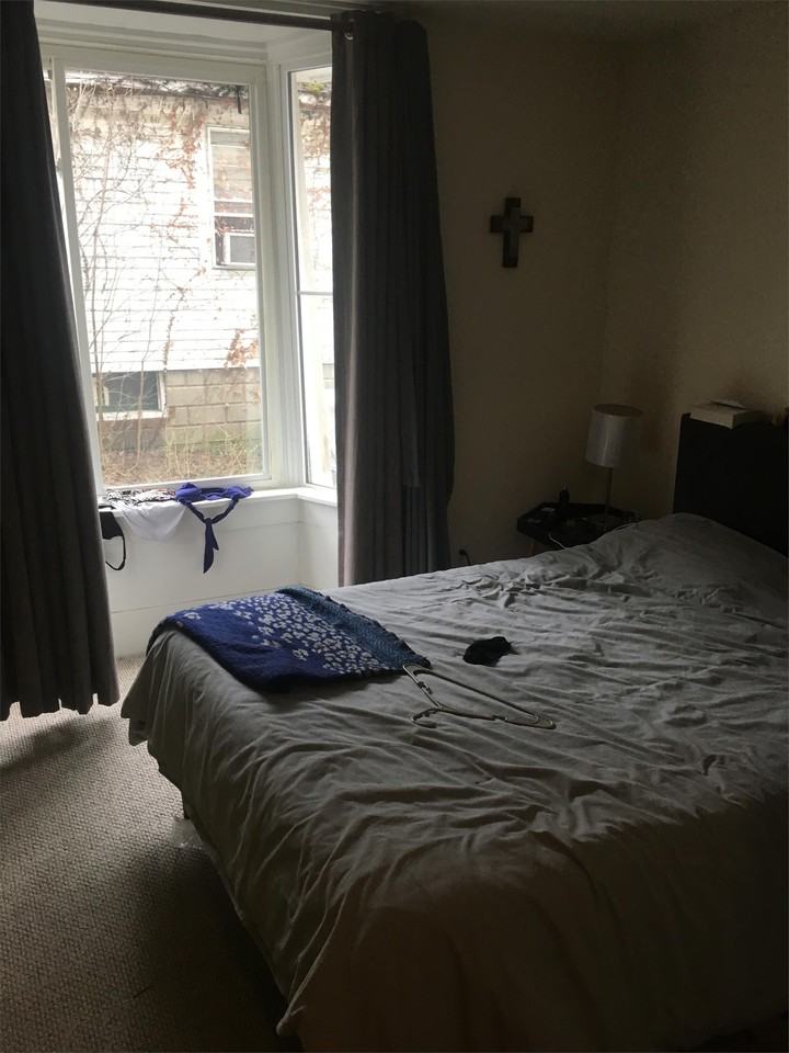 825 N Aurora St #1 - Photo 3 of 6