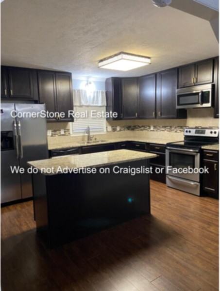 7640 Southbend Dr - Photo 7 of 23