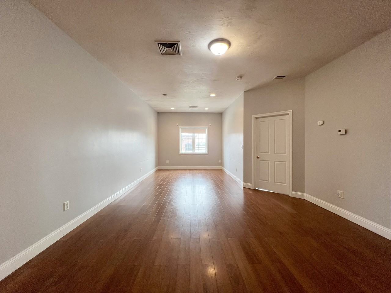 412 Washington St #302 - Photo 2 of 8