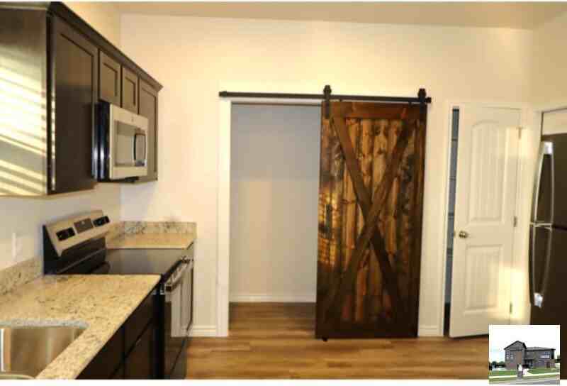 107 Levi Ct #B - Photo 3 of 5