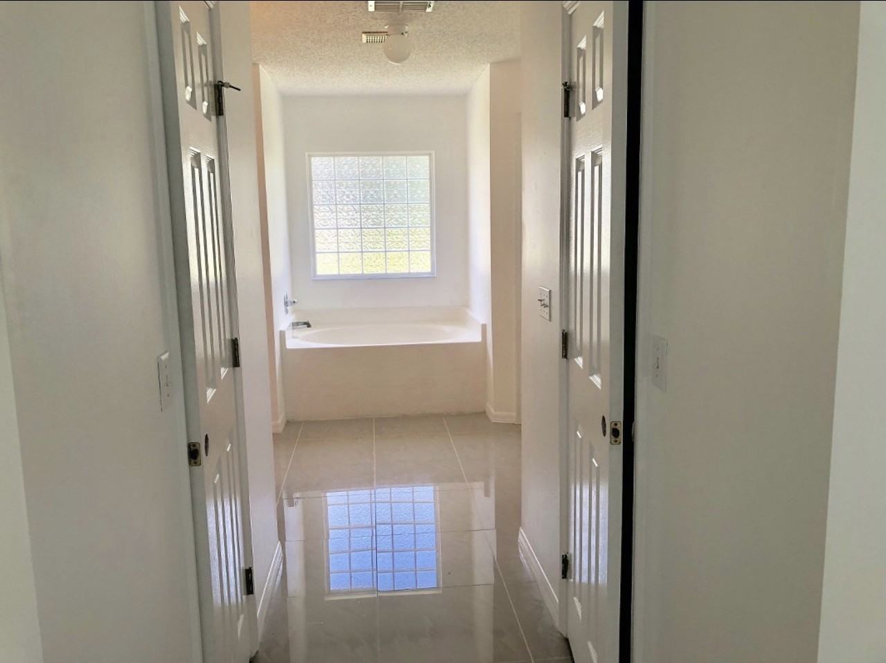 1241 Sw Melrose Ave #NA - Photo 5 of 19