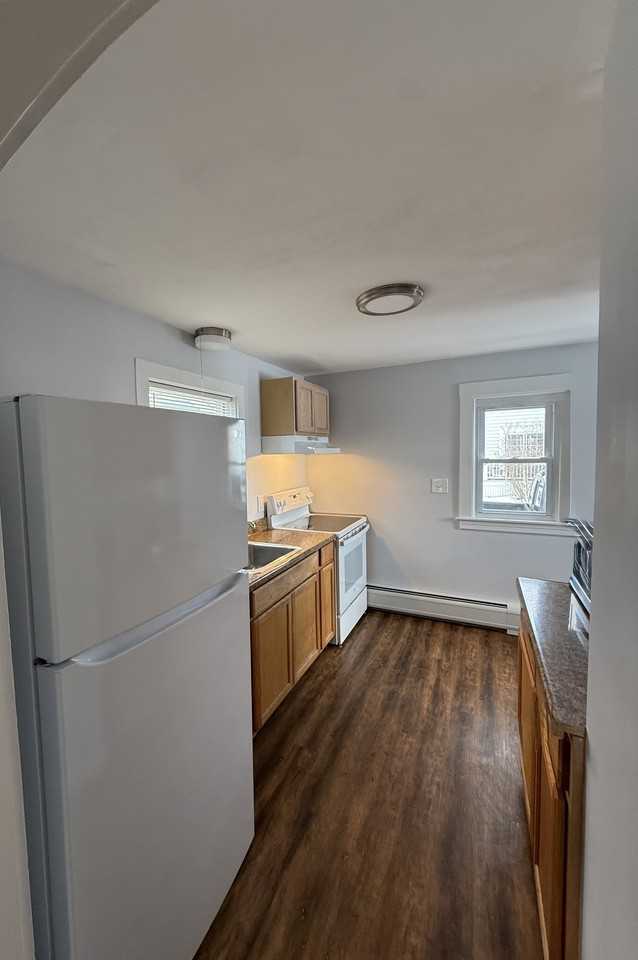 1027 Monmouth St #NA - Photo 6 of 12