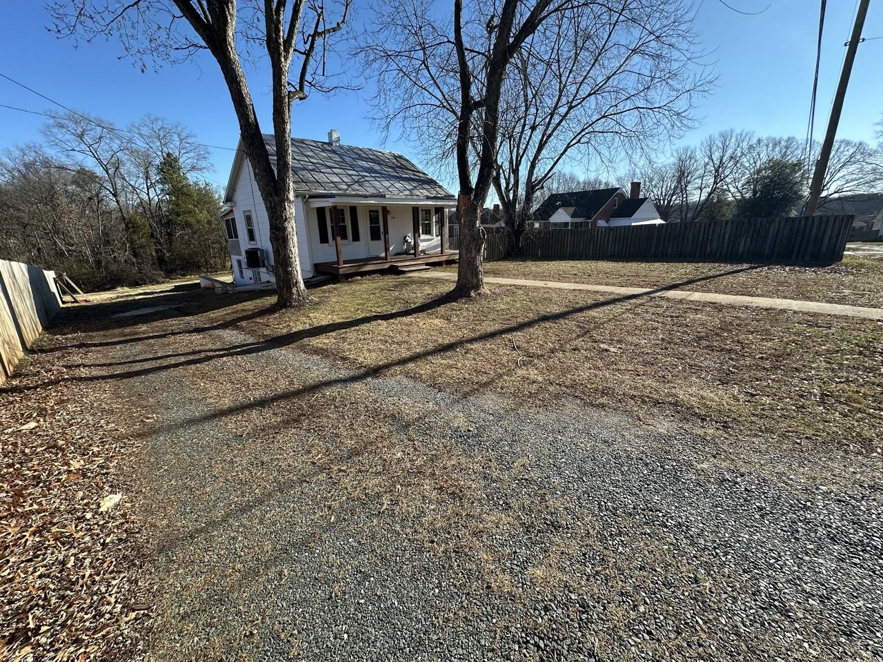 195 Triple Oak Cir #NA - Photo 2 of 22