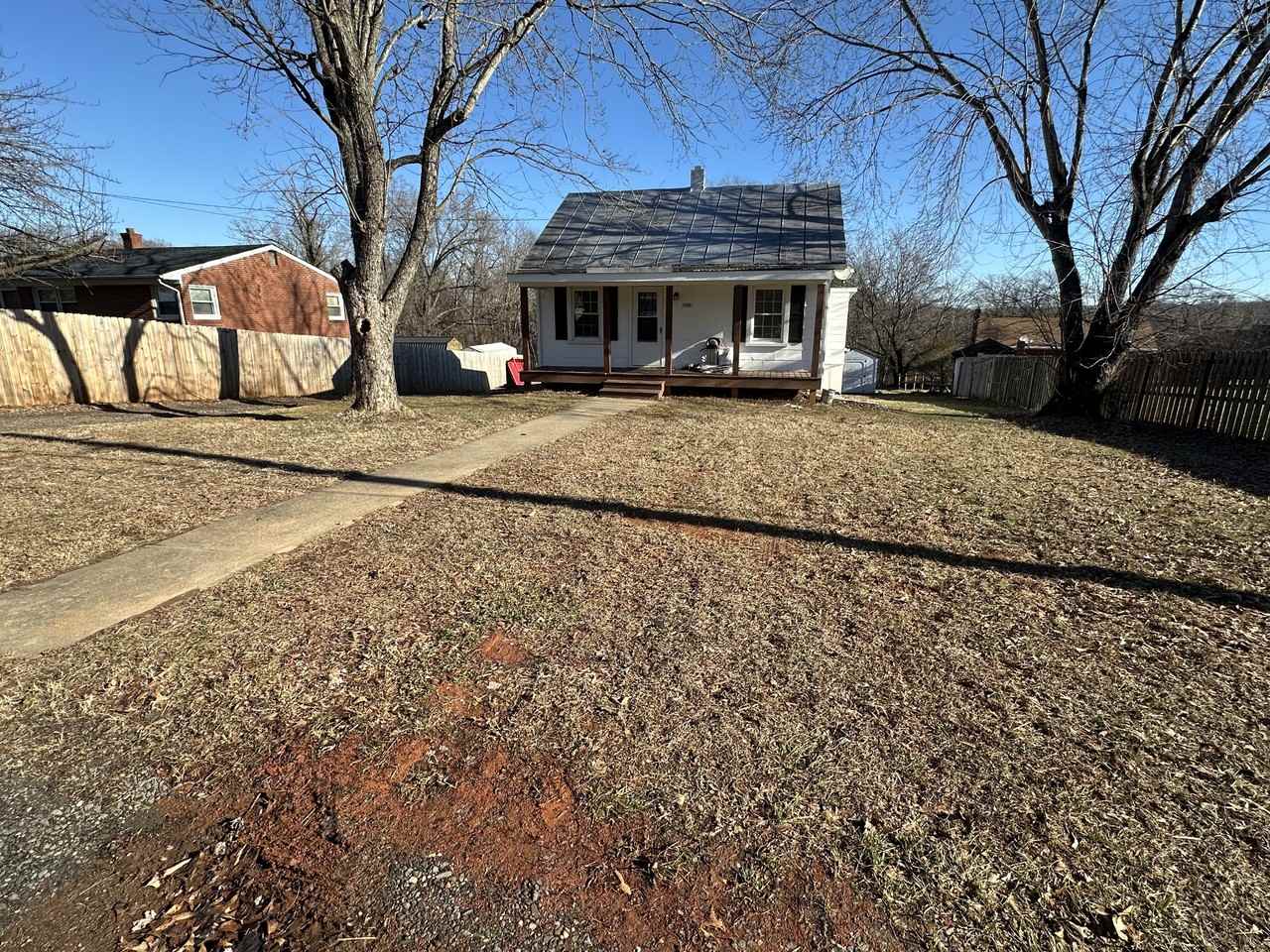 195 Triple Oak Cir #NA - Photo 3 of 22