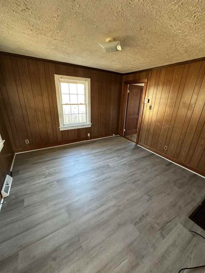 195 Triple Oak Cir #NA - Photo 4 of 22