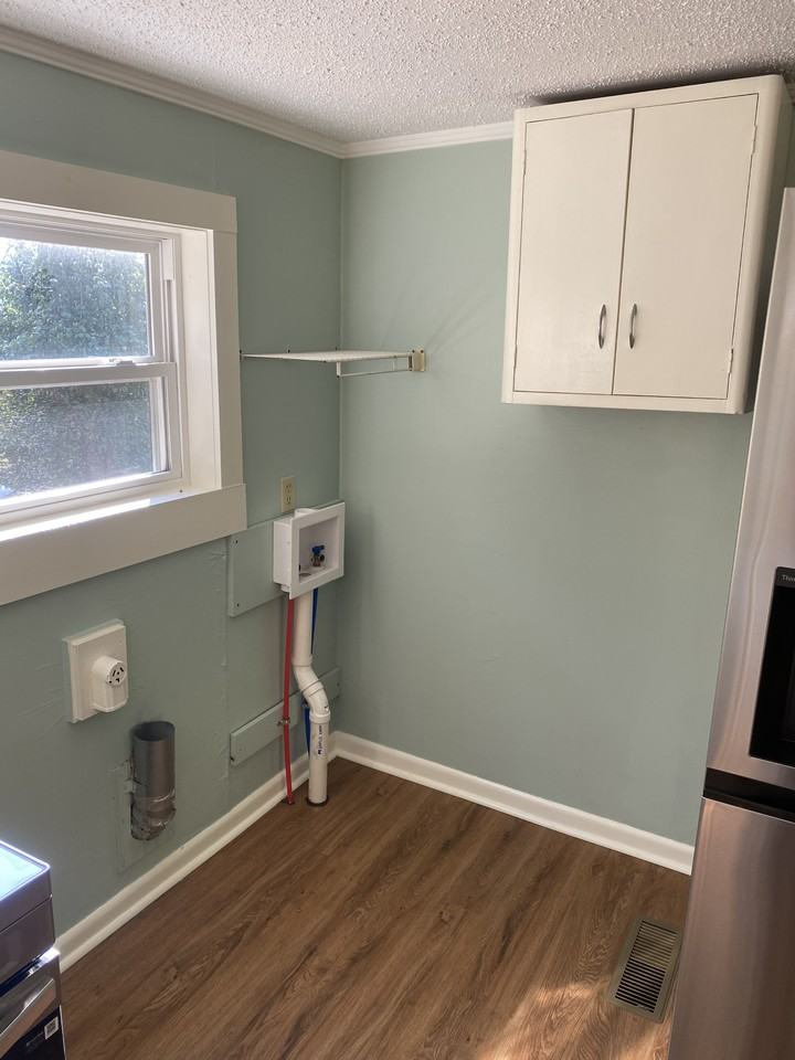 4004 Luwana Ln #NA - Photo 7 of 19