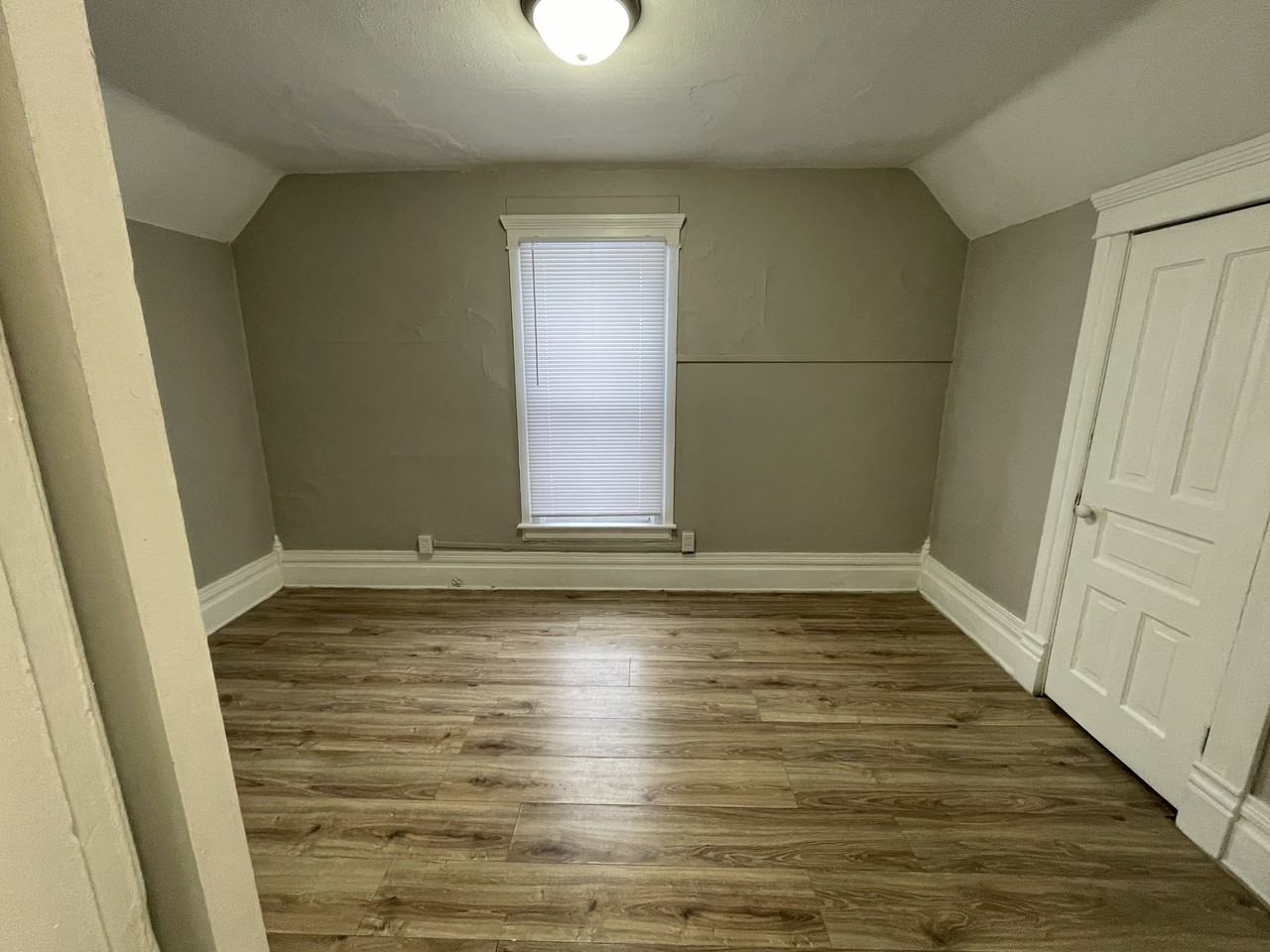 919 Bryant St #2 - Photo 3 of 12