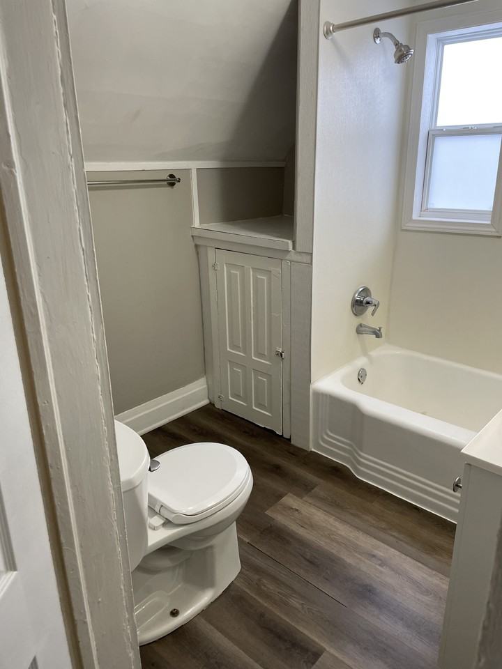 919 Bryant St #2 - Photo 7 of 12