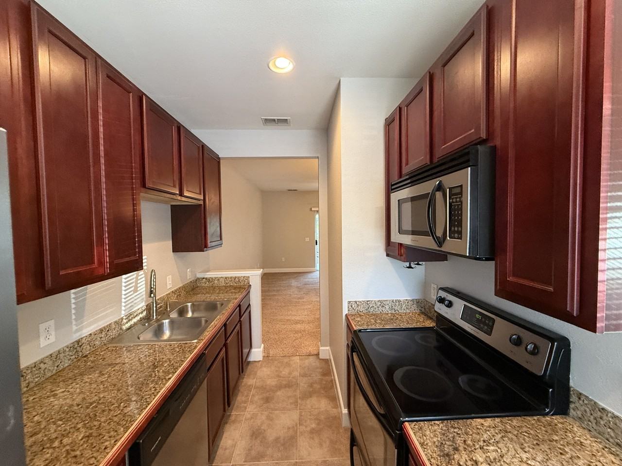 15284 331 Business - 1 #1 - Photo 4 of 19