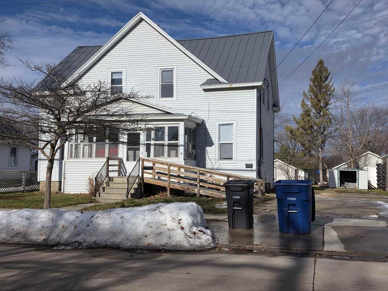 314 W 19th Ave Uppr - Photo 2 of 11