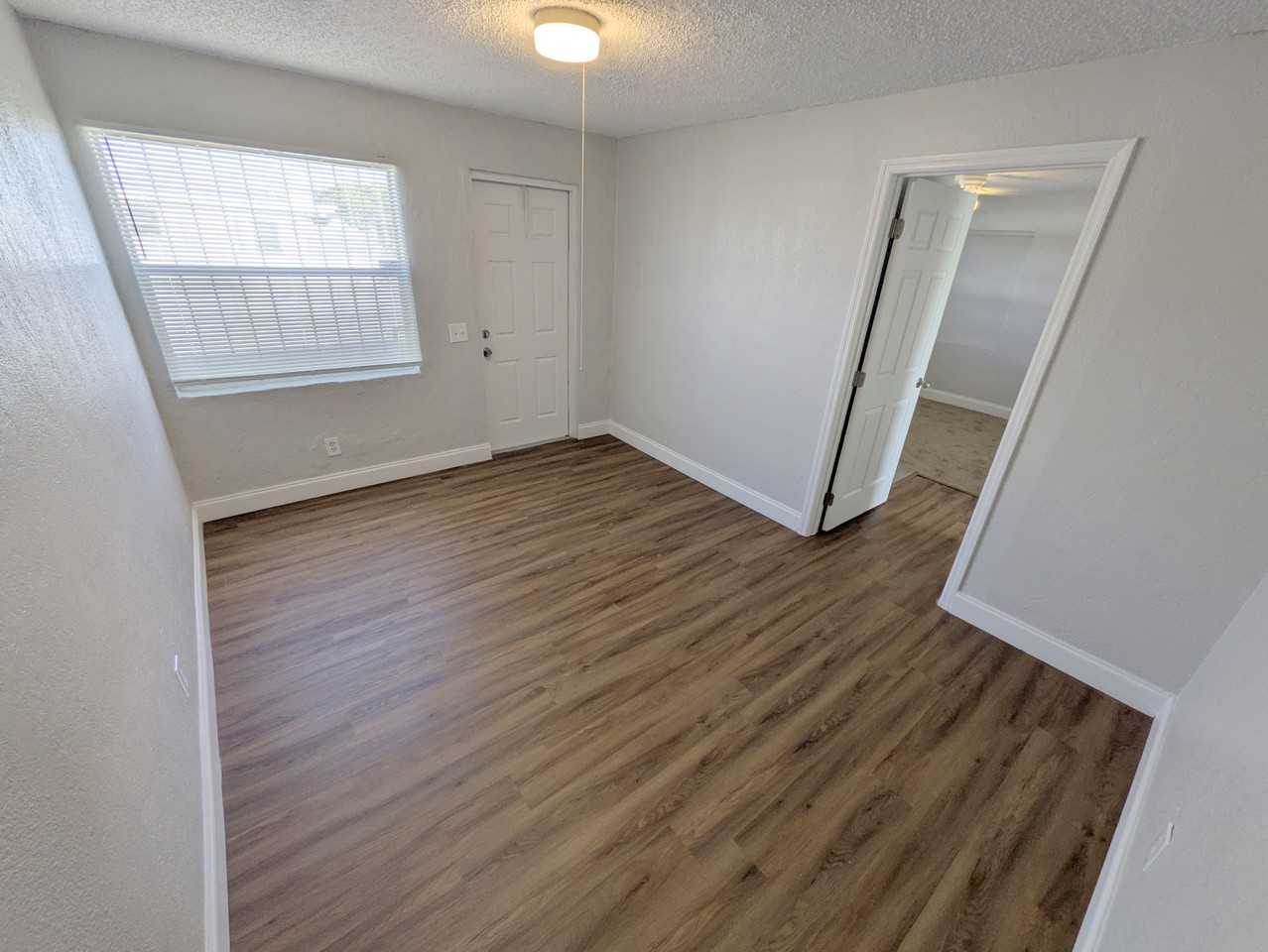 512 Northwood Rd #201 - Photo 3 of 19