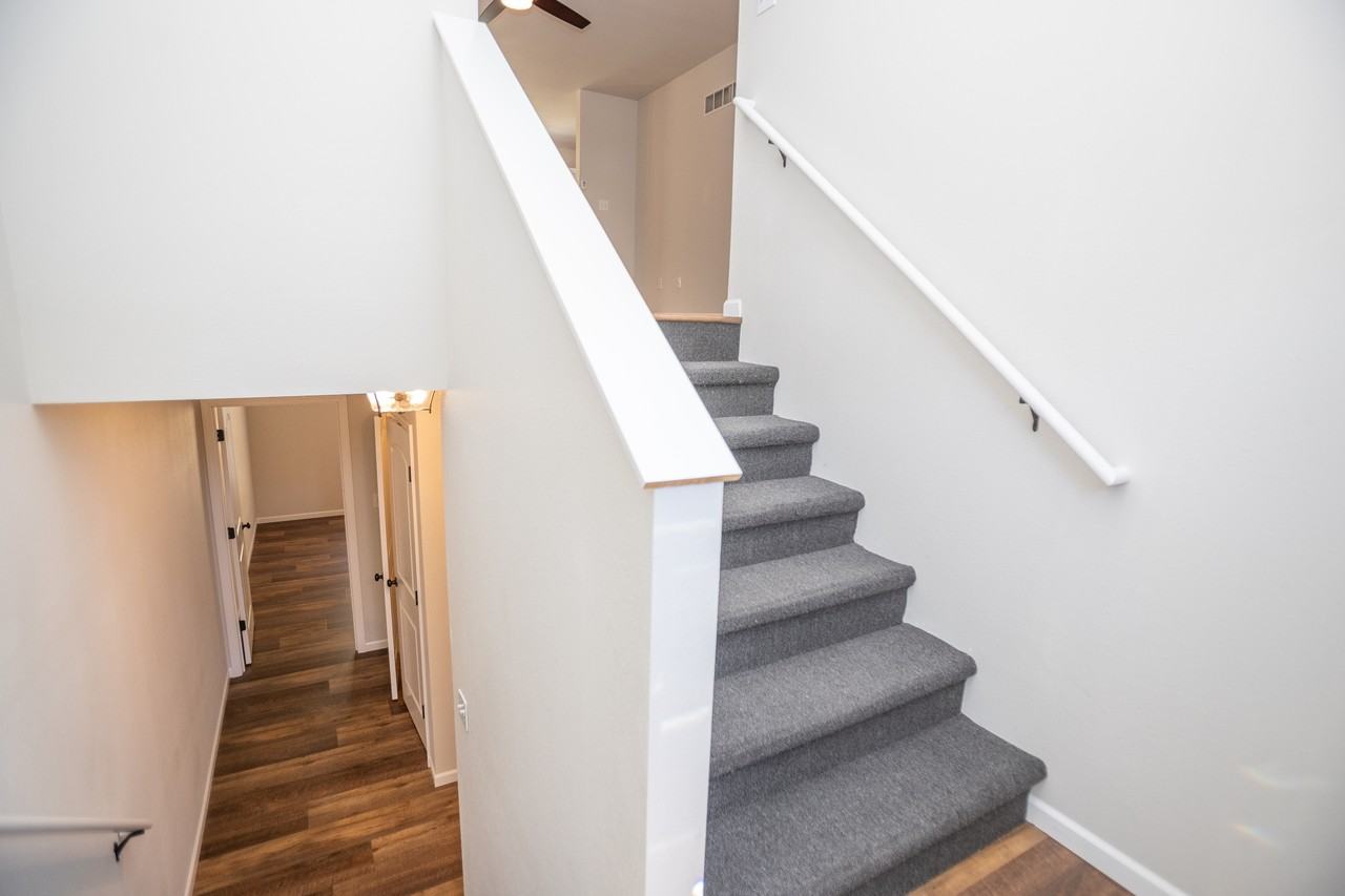 5410 Deer Valley Dr #C - Photo 3 of 16