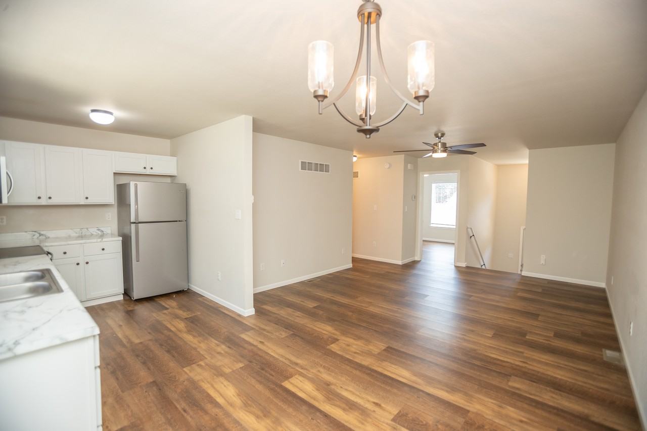 5410 Deer Valley Dr #C - Photo 6 of 16