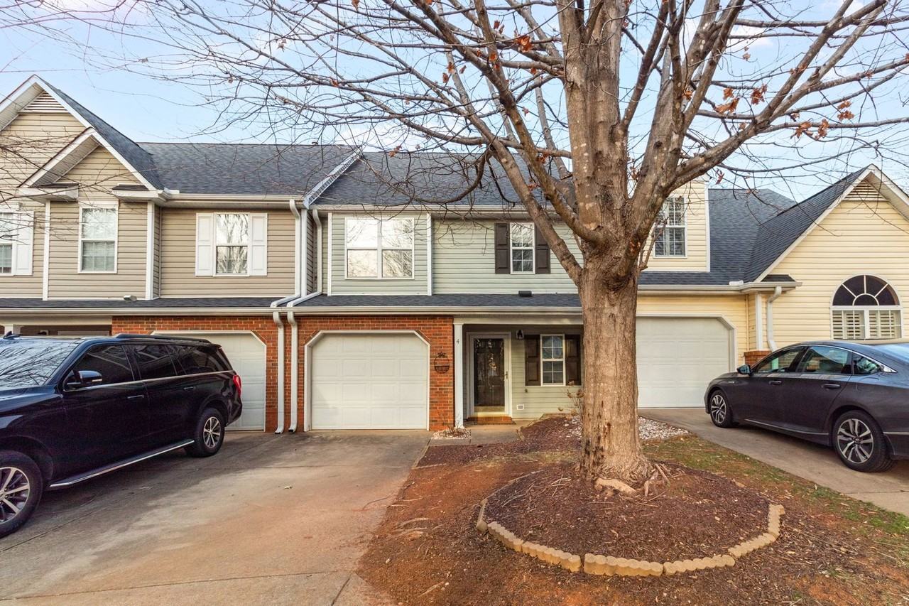 4 Hudson Cir - Photo 3 of 31