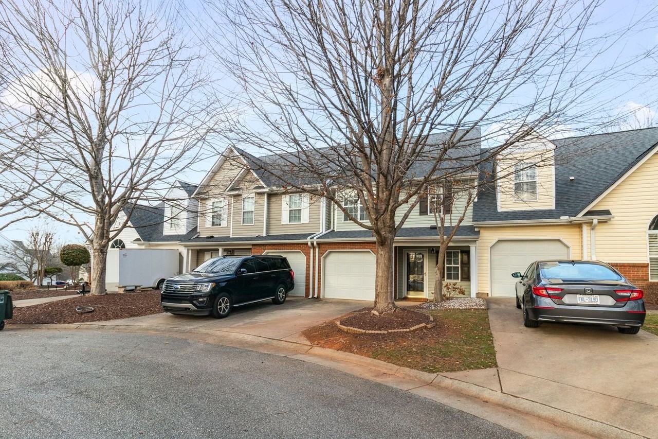 4 Hudson Cir - Photo 6 of 31