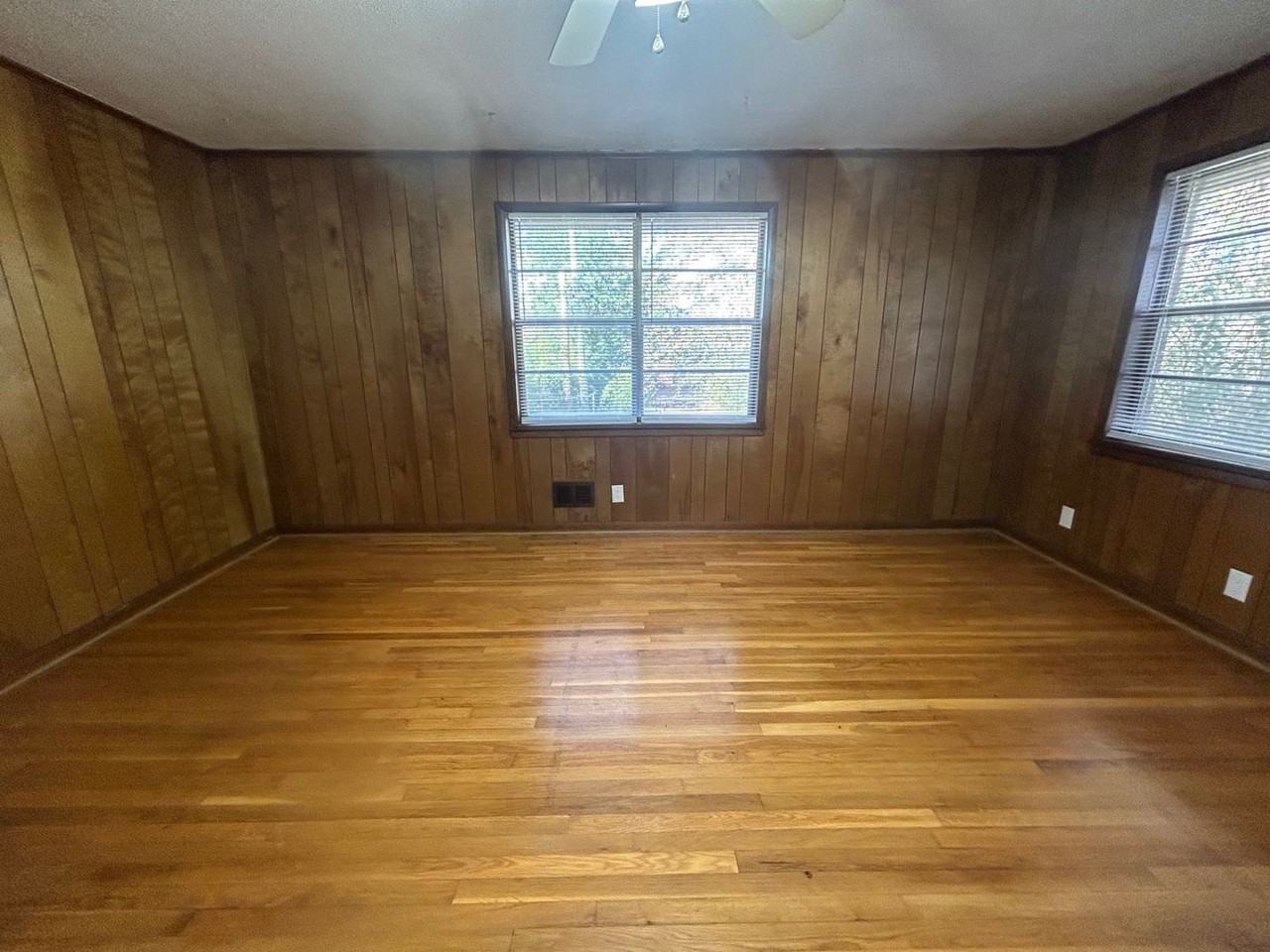 1217 Suber St Apt B - Photo 4 of 19