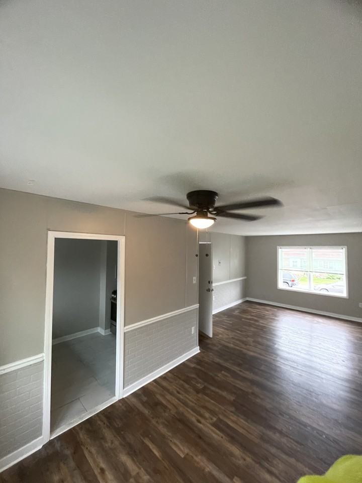 6447 Alexander Ave #2 - Photo 3 of 7