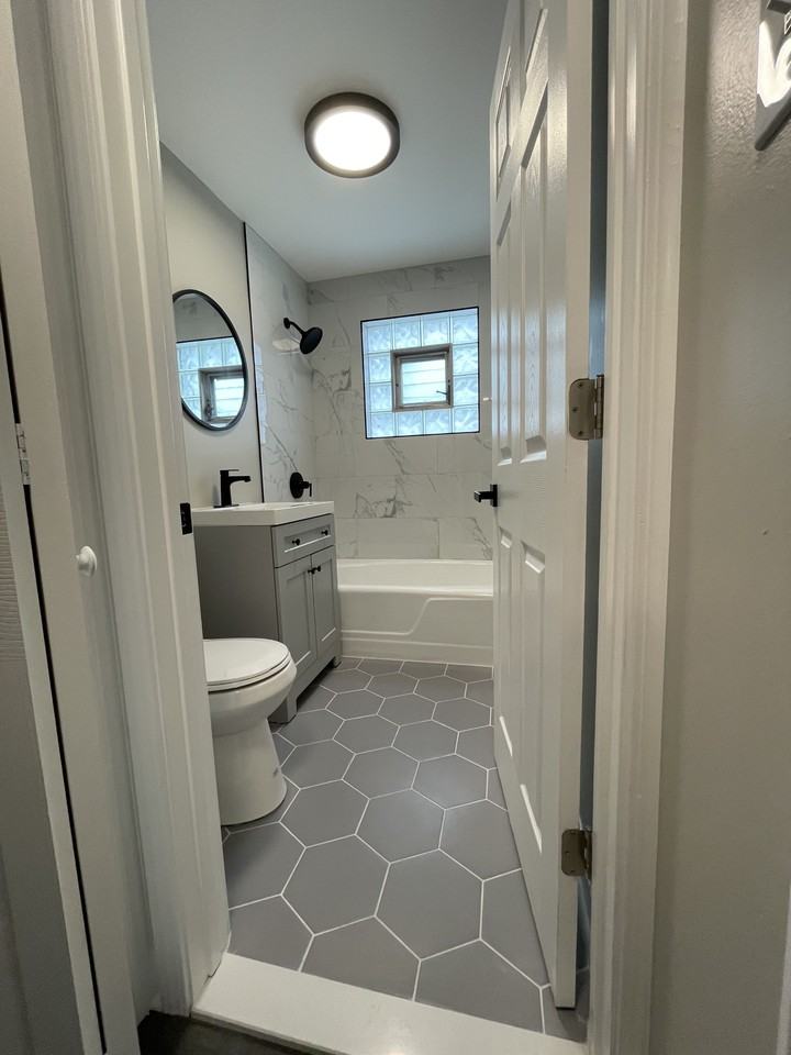 6447 Alexander Ave #2 - Photo 7 of 7