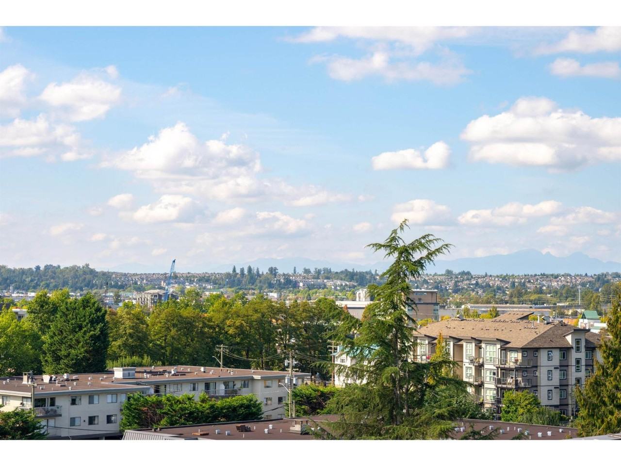 5398 207 Street #3 Bed - Photo 7 of 18