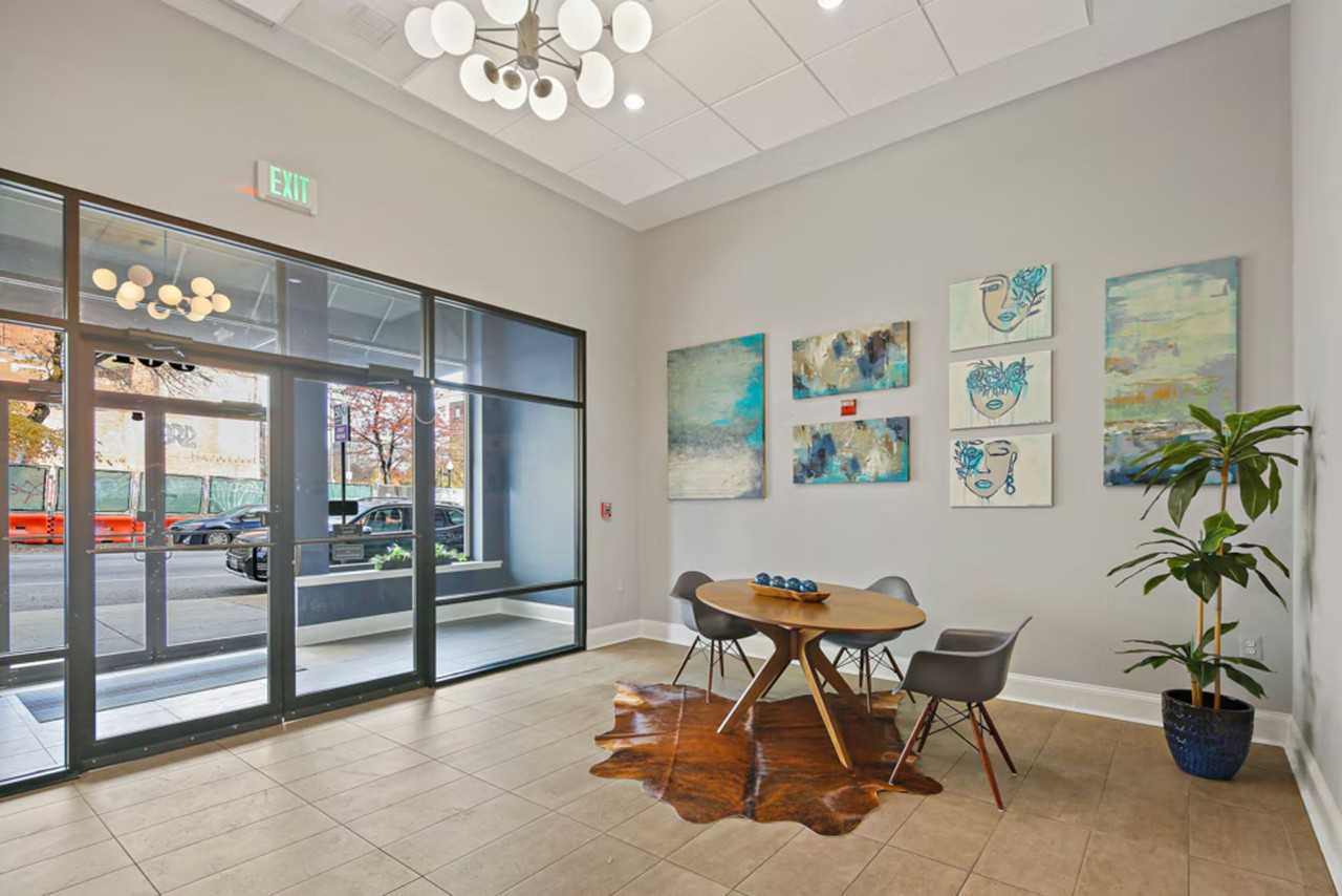 St. James at 301 West Franklin Street - Photo 5 of 26