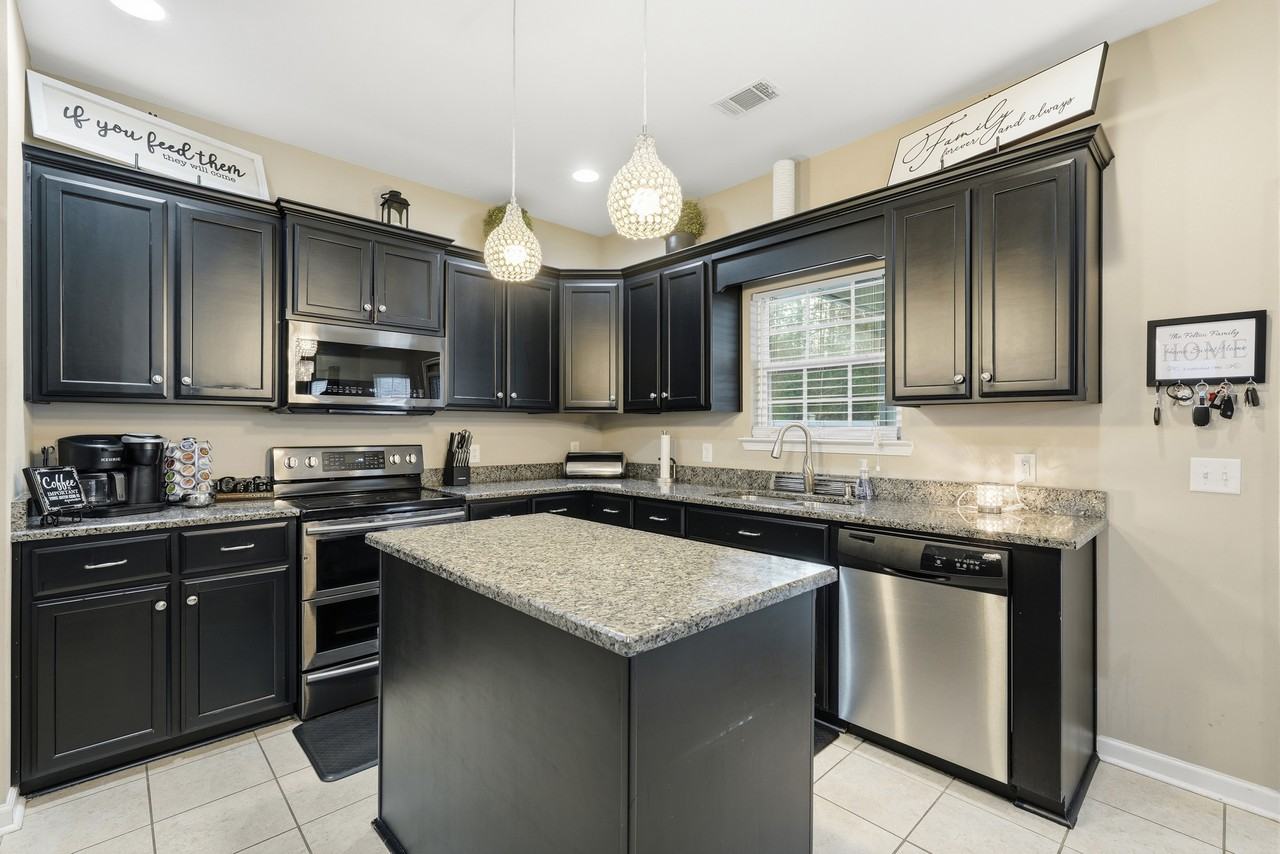 1311 Hill View Cir #1 - Photo 5 of 50