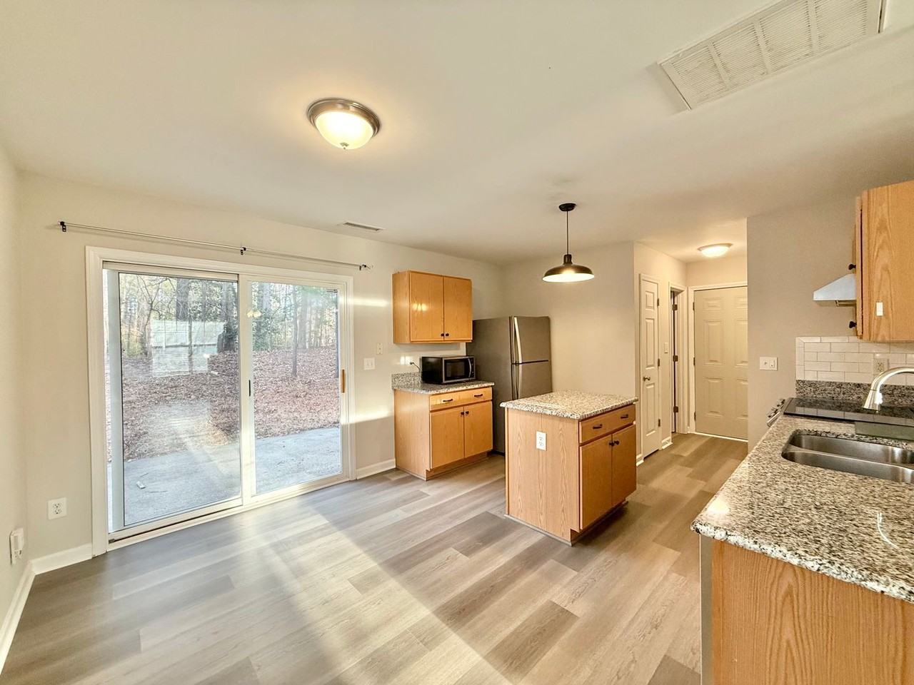 3817 Satinleaf Dr - Photo 5 of 24