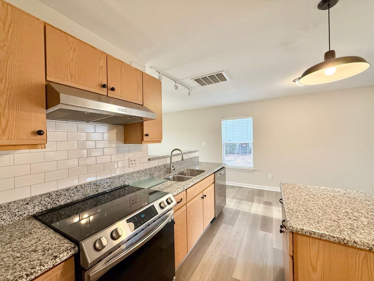 3817 Satinleaf Dr - Photo 7 of 24