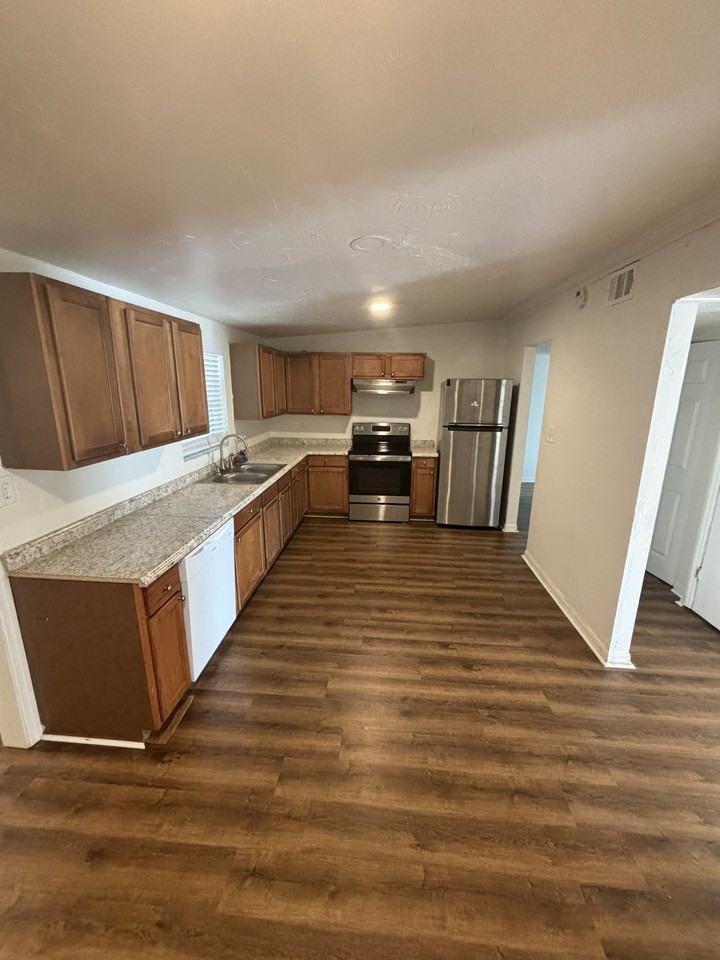 2219 Belle Vue Way #2219 - Photo 5 of 50