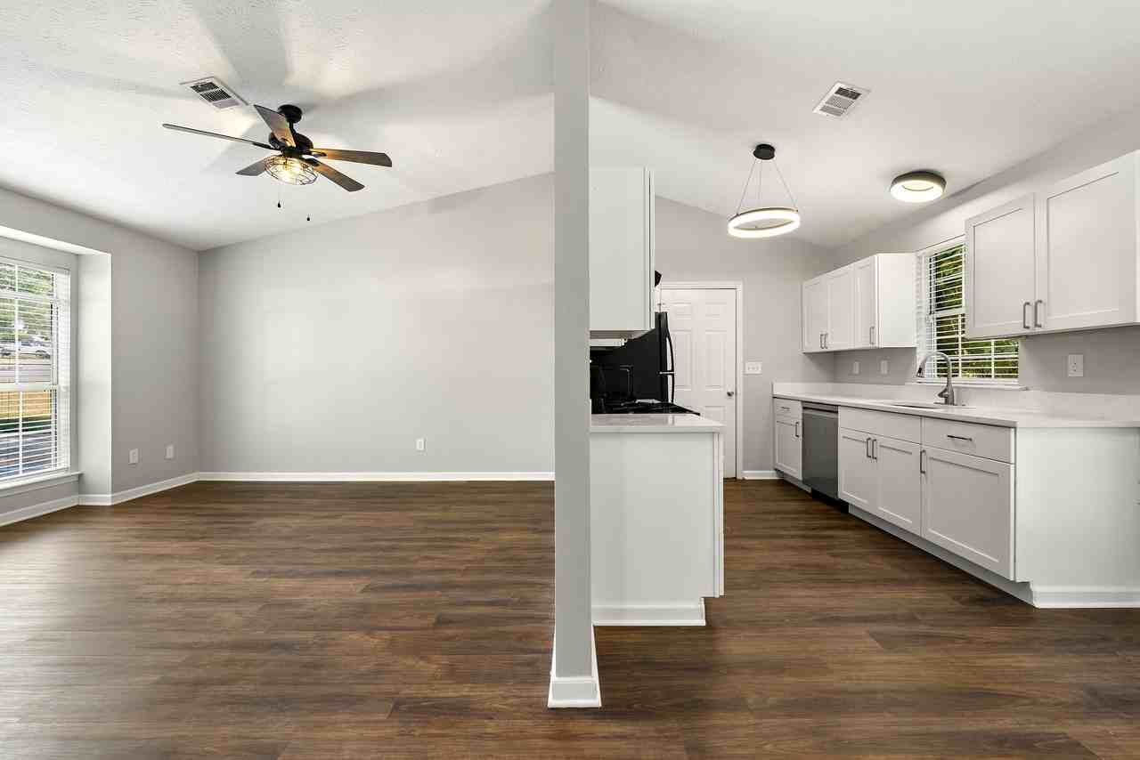 2467 Deep Shoals Cir #1 - Photo 6 of 22