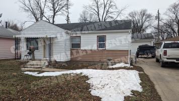 featured image of 506 Lakeside St