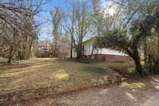 8 Golf St #B - Photo 1 of 1