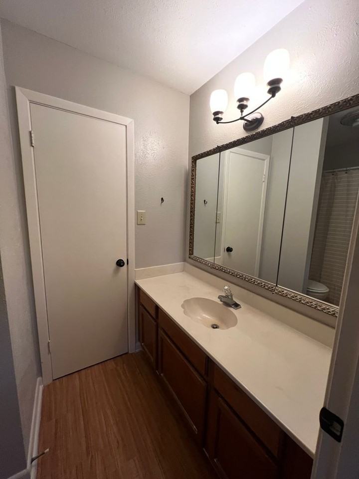 10203 Los Altos Dr - Photo 7 of 19