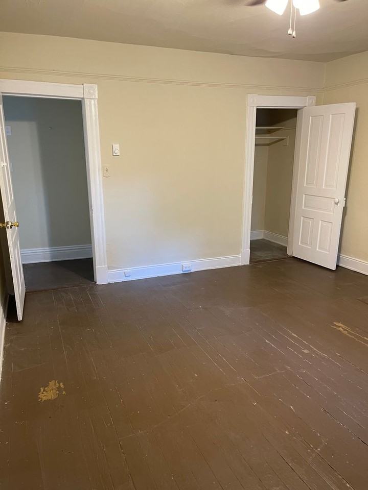 1244 Parkwood Ave - Photo 5 of 40