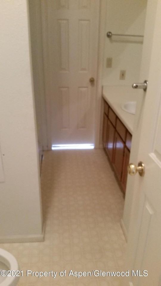 2683 Woodberry Dr - Photo 7 of 9